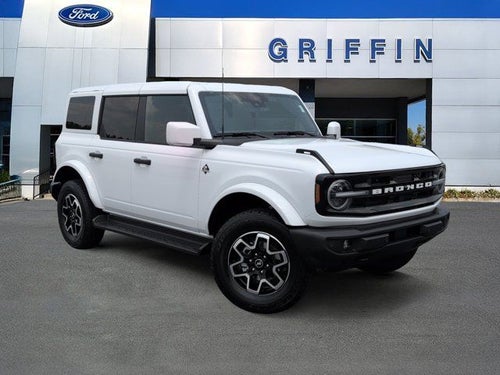2026 Ford Bronco Outer Banks