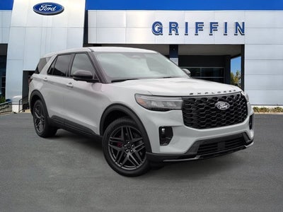 2027 Ford Explorer ST-Line