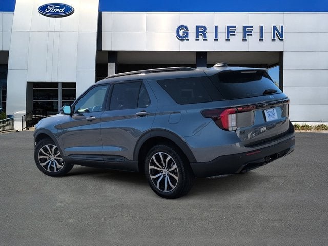2027 Ford Explorer ST-Line