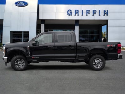 2027 Ford F-350SD Lariat