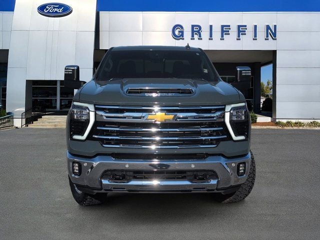 2025 Chevrolet Silverado 3500HD LTZ
