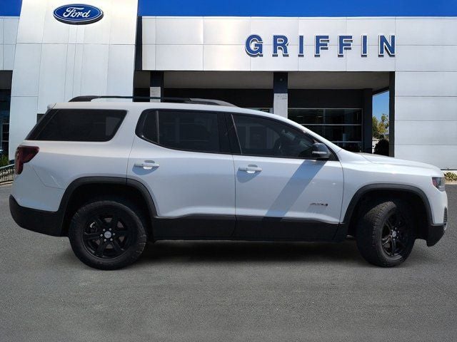 2021 GMC Acadia AT4