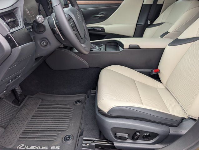 2025 Lexus ES 350