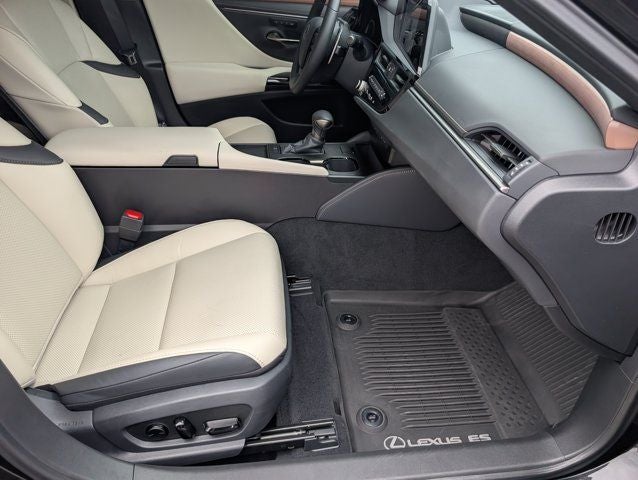 2025 Lexus ES 350
