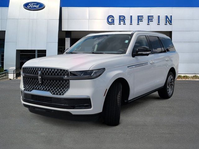 2027 Lincoln Navigator Reserve