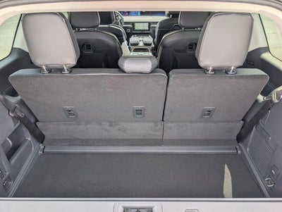 2027 Lincoln Navigator Reserve