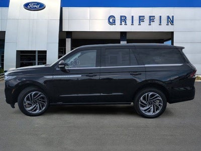 2027 Lincoln Navigator Reserve