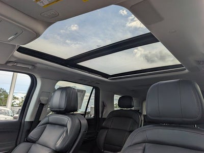2027 Lincoln Navigator Reserve