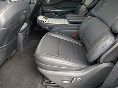 2027 Lincoln Navigator Reserve