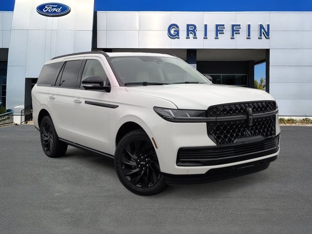2027 Lincoln Navigator Reserve