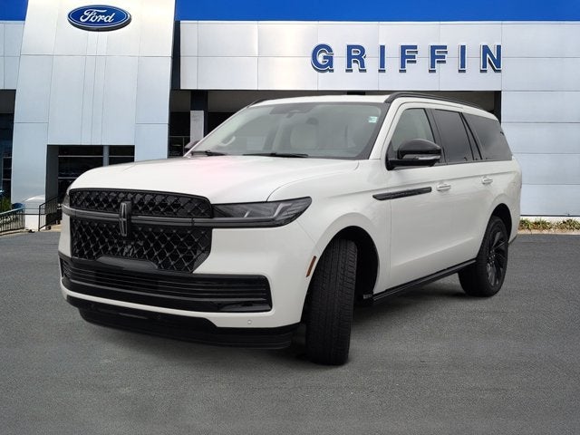 2027 Lincoln Navigator Reserve