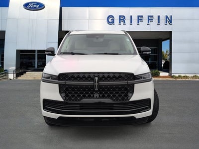 2027 Lincoln Navigator Reserve