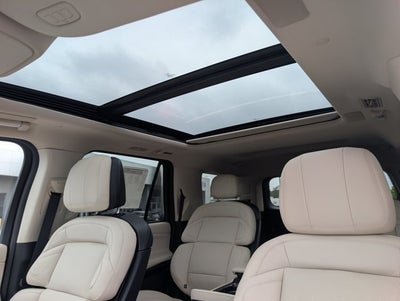2027 Lincoln Navigator Reserve