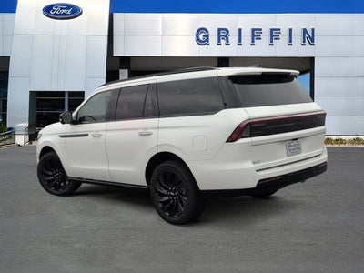 2027 Lincoln Navigator Reserve