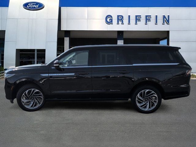 2027 Lincoln Navigator L Reserve