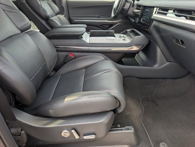 2027 Lincoln Navigator L Reserve