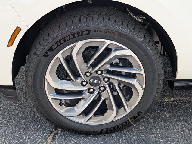 2027 Lincoln Navigator L Reserve