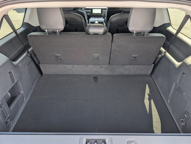 2027 Lincoln Navigator L Reserve