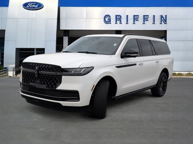 2026 Lincoln Navigator L Reserve