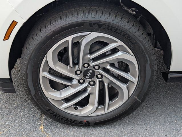 2027 Lincoln Navigator L Reserve