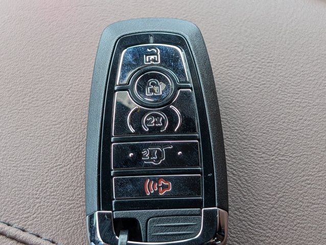 2027 Lincoln Navigator L Reserve