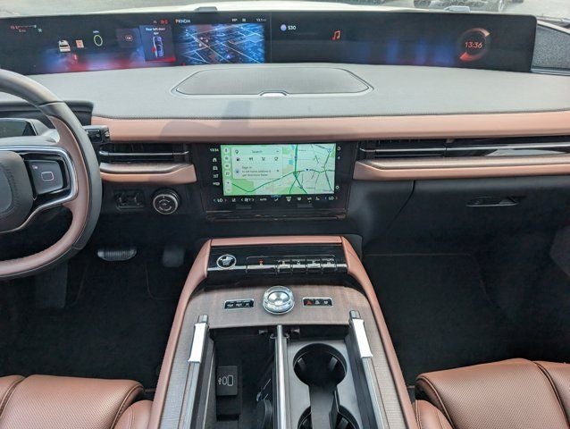 2027 Lincoln Navigator L Reserve