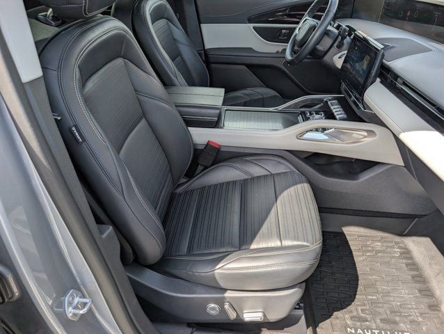 2024 Lincoln Nautilus Reserve
