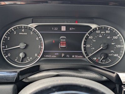 2025 Nissan Pathfinder SL