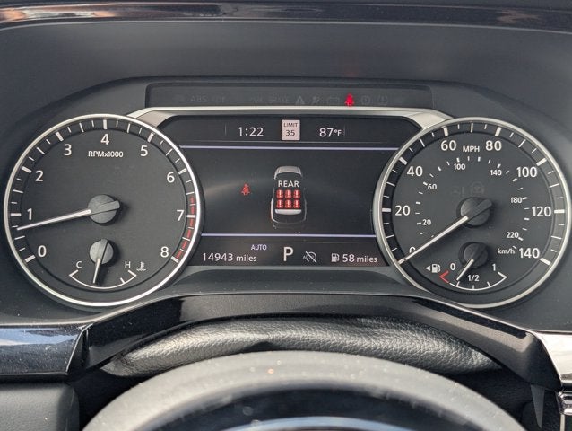 2025 Nissan Pathfinder SL