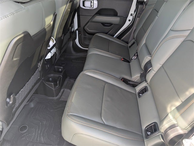 2025 Jeep Gladiator Mojave X