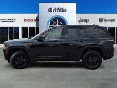 2026 Jeep Grand Cherokee Altitude