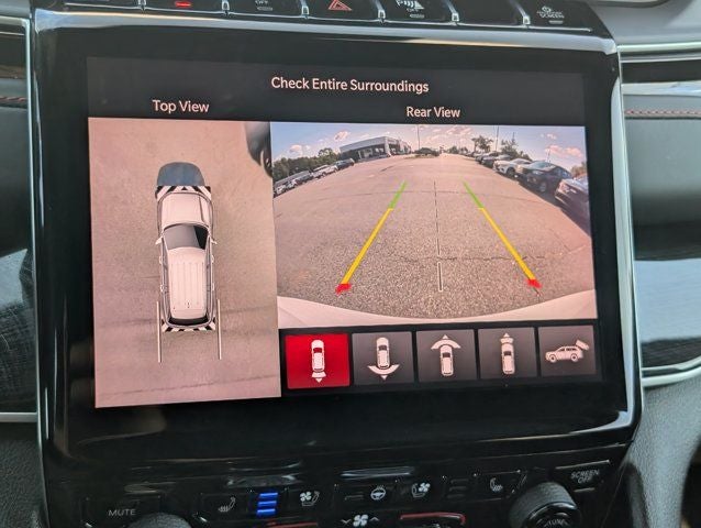2022 Jeep Grand Cherokee Trailhawk