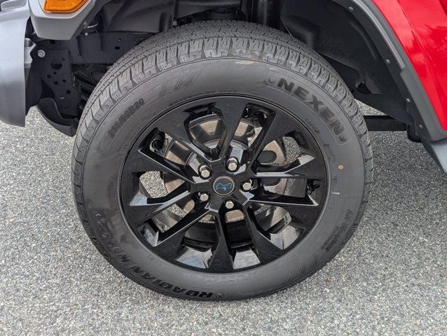 2025 Jeep Wrangler Sahara 4xe