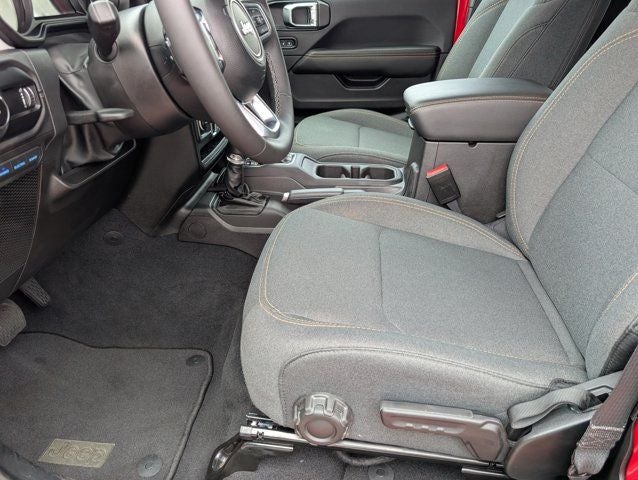 2025 Jeep Wrangler Sahara 4xe