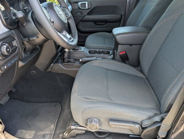 2025 Jeep Wrangler Sahara 4xe