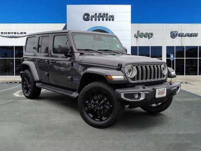 2025 Jeep Wrangler Sahara 4xe