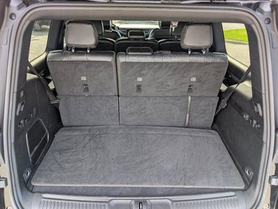 2023 Jeep Wagoneer Base