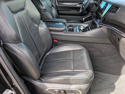 2023 Jeep Wagoneer Base