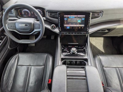 2023 Jeep Wagoneer Base