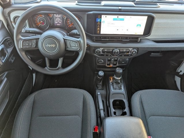 2024 Jeep Gladiator Sport photo 4