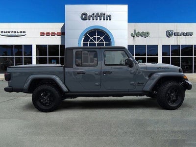2025 Jeep Gladiator Willys