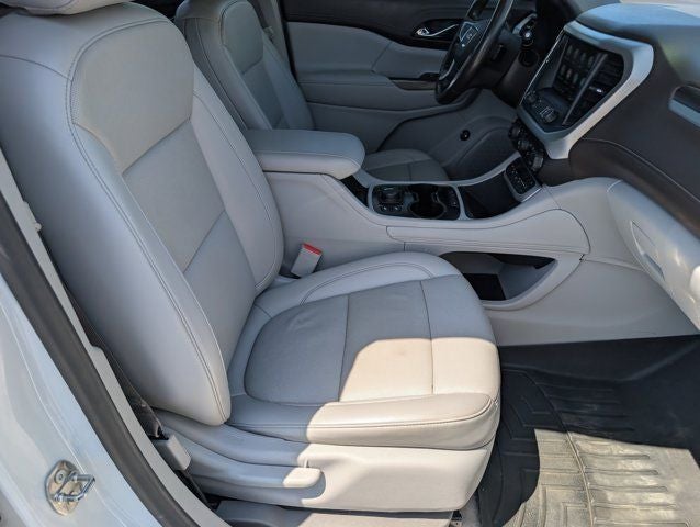 2021 GMC Acadia SLT