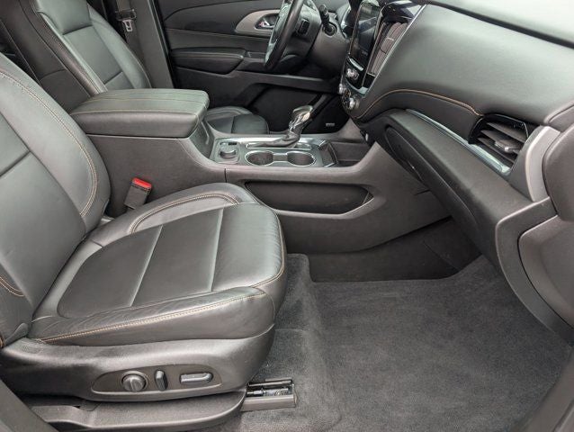 2021 Chevrolet Traverse RS