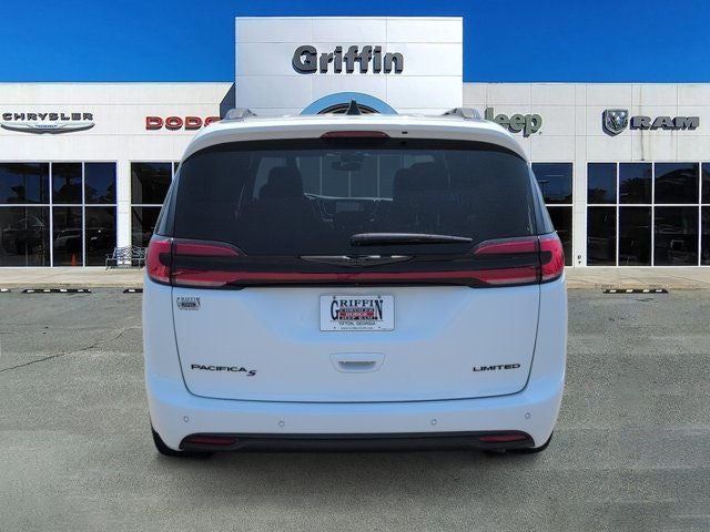 2025 Chrysler Pacifica Limited