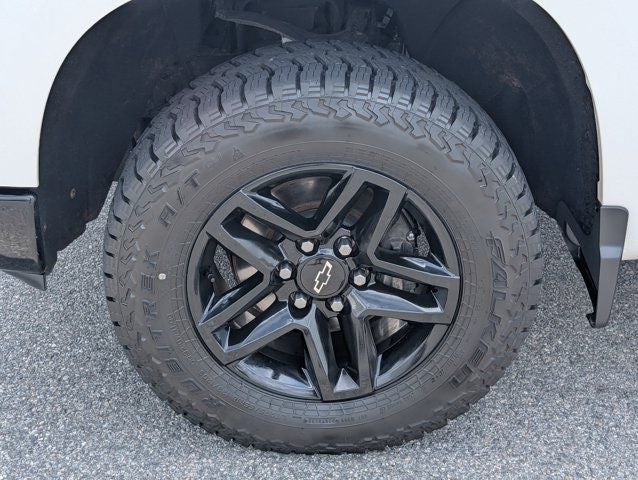 2022 Chevrolet Silverado 1500 Custom Trail Boss