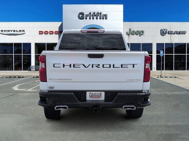 2022 Chevrolet Silverado 1500 Custom Trail Boss