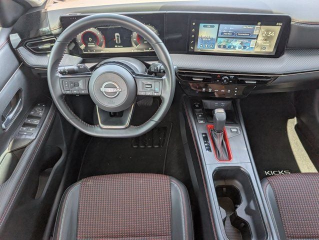 2025 Nissan Kicks SR