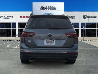 2023 Volkswagen Tiguan 2.0T SE