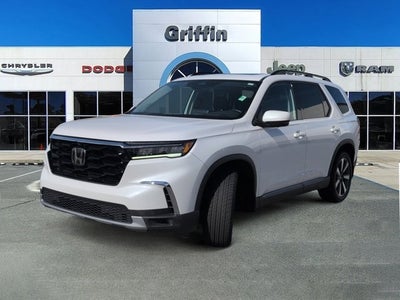 2023 Honda Pilot Elite
