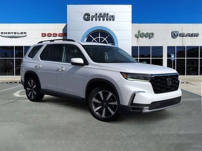 2023 Honda Pilot Elite